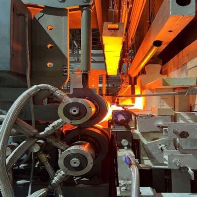 खरीदें 200Tpd Pattern Glass Production Machine Two Boards Calender for Pattern Glass Production online manufacture